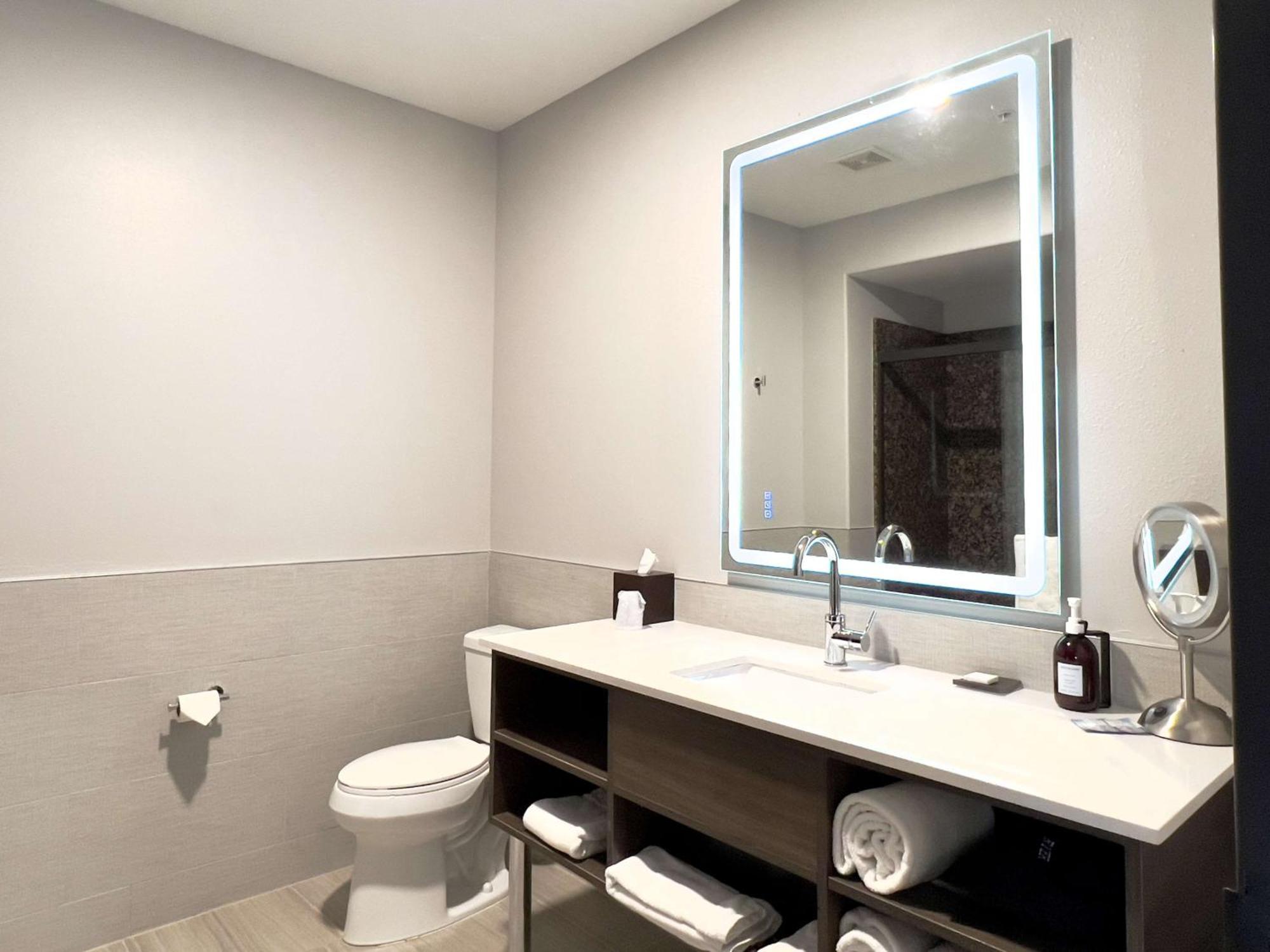 The Oread Lawrence, Tapestry Collection By Hilton Hotel 4*