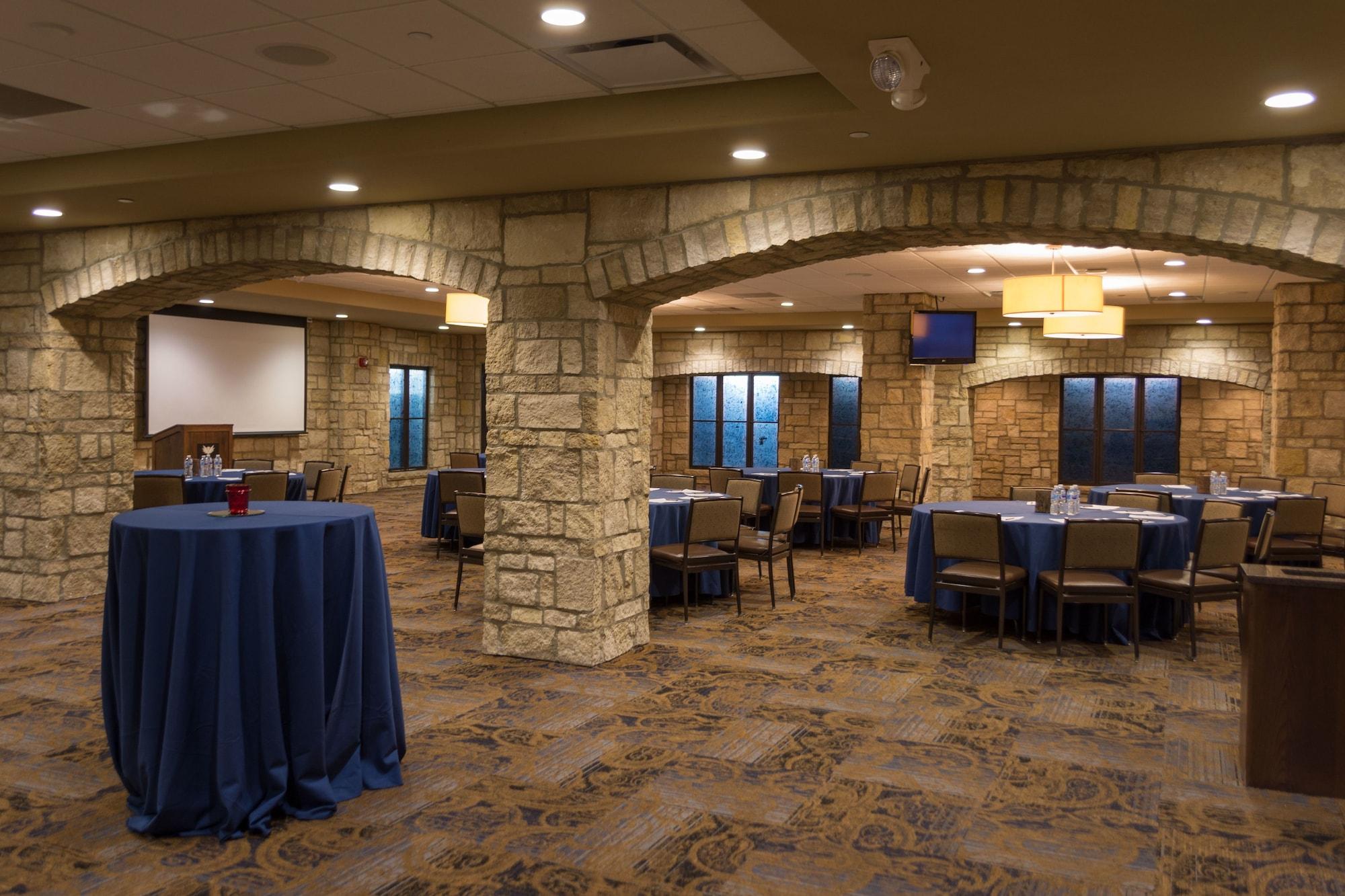 The Oread Lawrence, Tapestry Collection By Hilton Hotel Lawrence